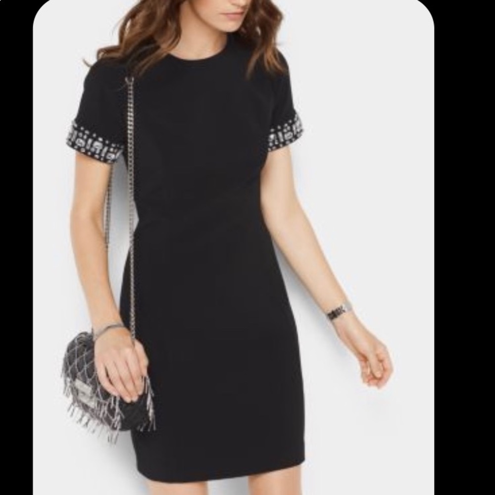 MK New Embellished Short Sleeve Dress